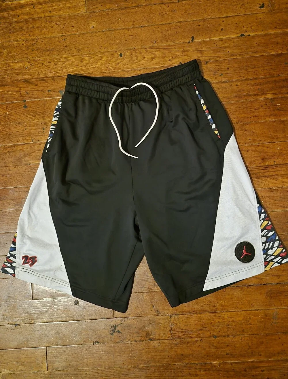 Jordan Black & White Men's Sz L Athletic Basketball Shorts with Multicolor Trim